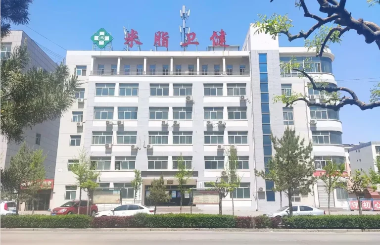 铝单板选型先确认什么？从使用部位到板型、饰面与交付